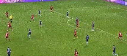 1629924763522068175.gif 5467.gif